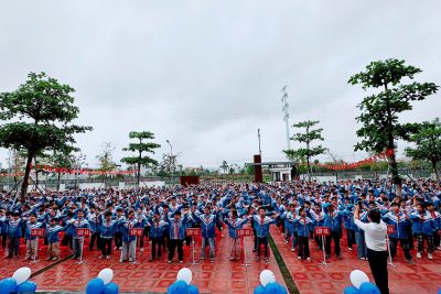 CHƯƠNG TRÌNH “GIAO LƯU VUI HỌC TIẾNG ANH” TẠI TRƯỜNG TIỂU HỌC NAM THÀNH